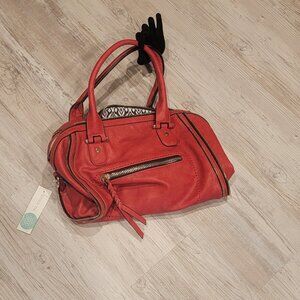 NWT Red Purse Urban Explorations, super cute